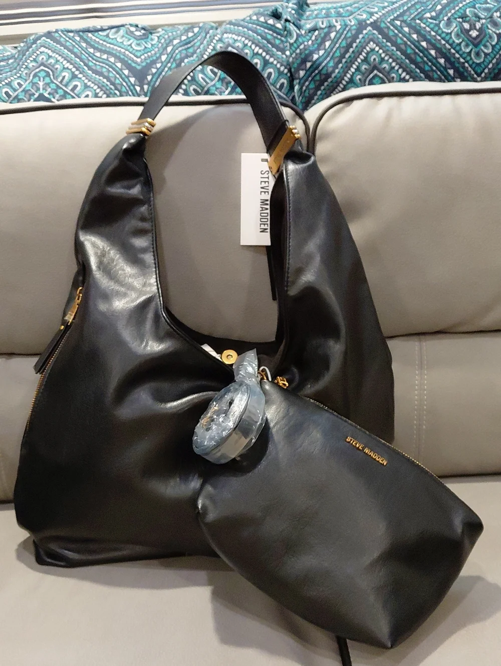 STEVE MADDEN HOBO 2 PIECE SET